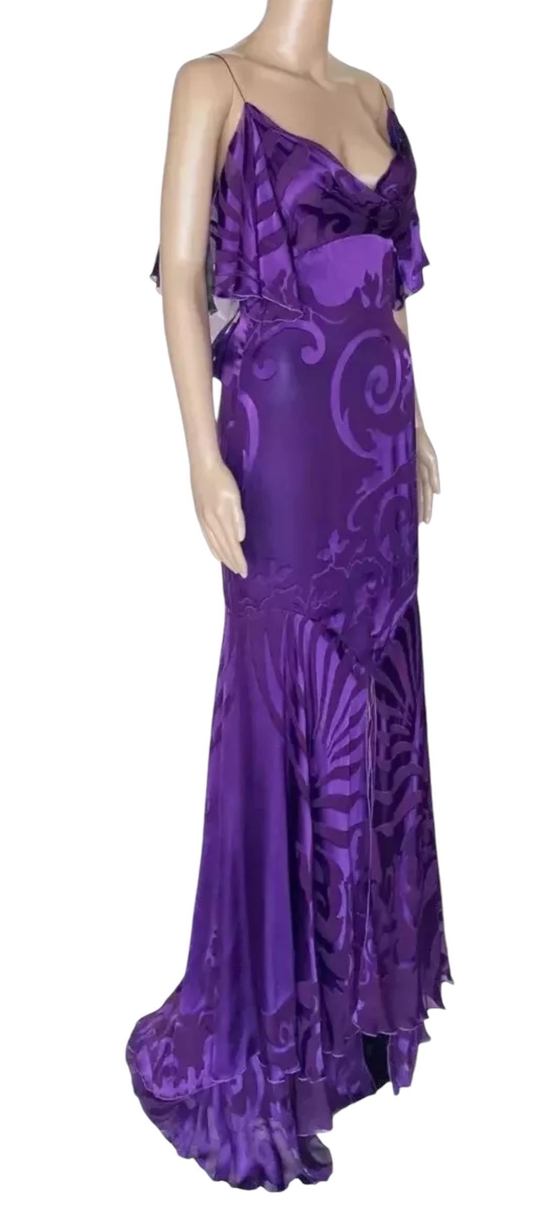 Pre-Fall 2011 Look #5 Versace Purple Floral Gown Dress 38 - 2 For Sale 7