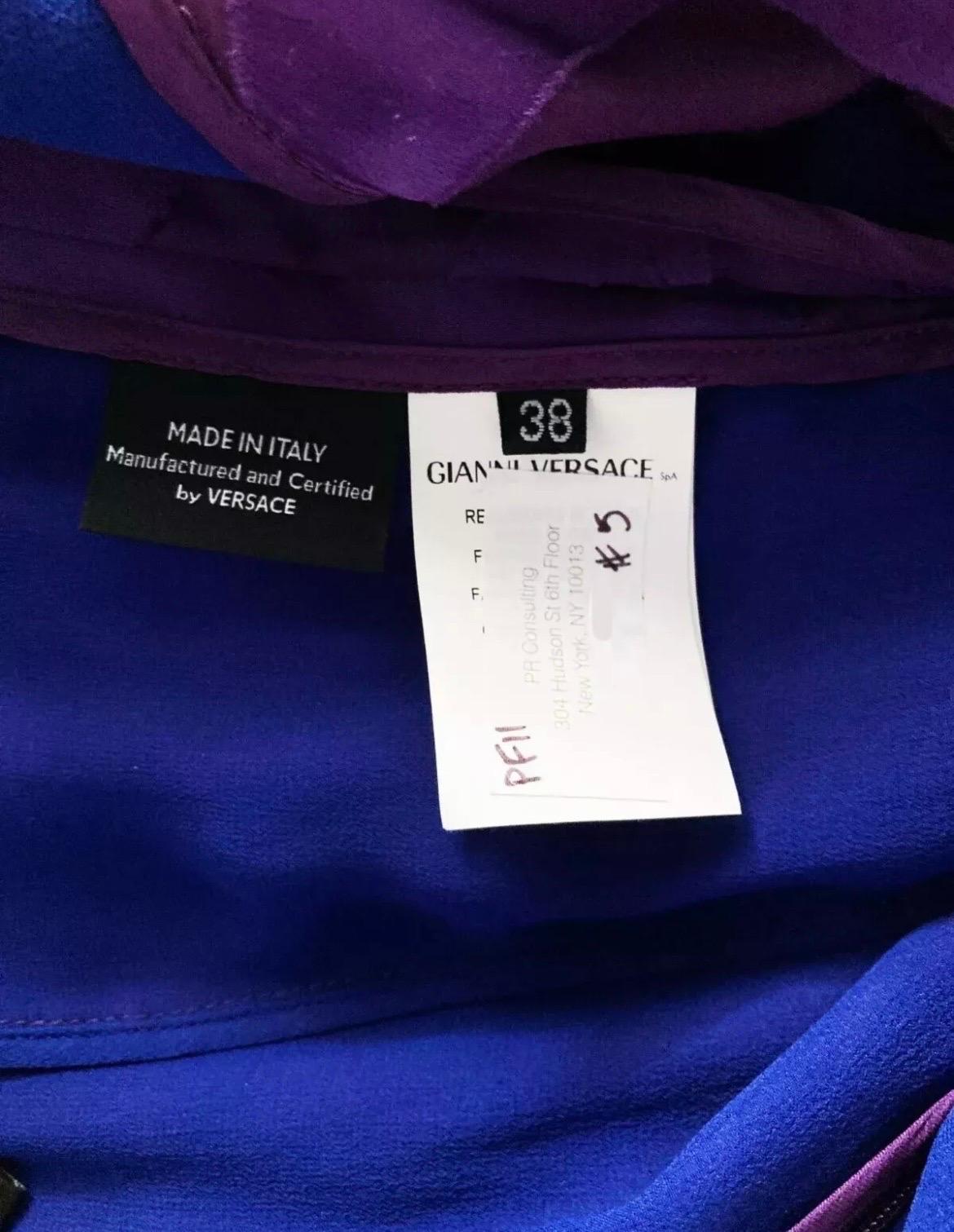 Women's Pre-Fall 2011 Look #5 Versace Purple Floral Gown Dress 38 - 2 For Sale