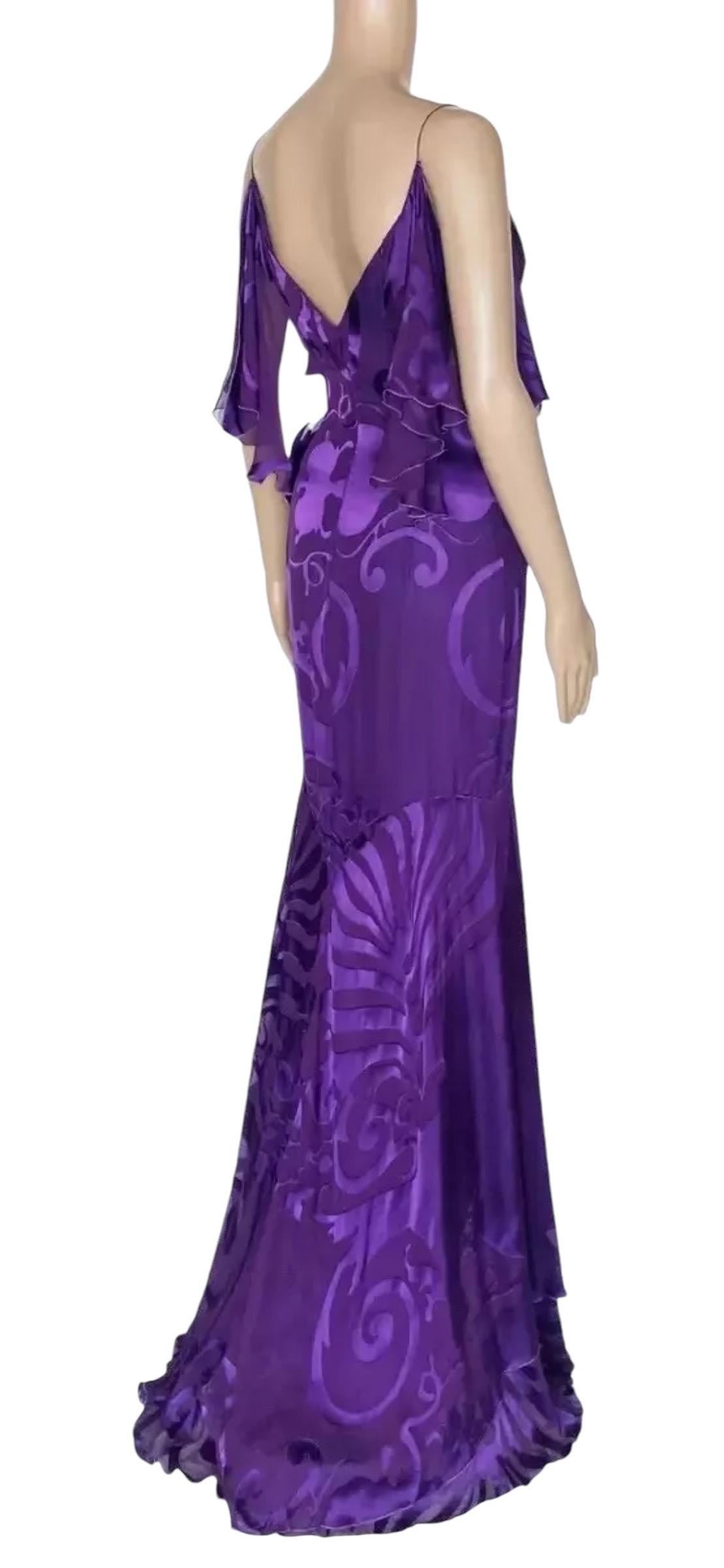 Pre-Fall 2011 Look #5 Versace Purple Floral Gown Dress 38 - 2 For Sale 4