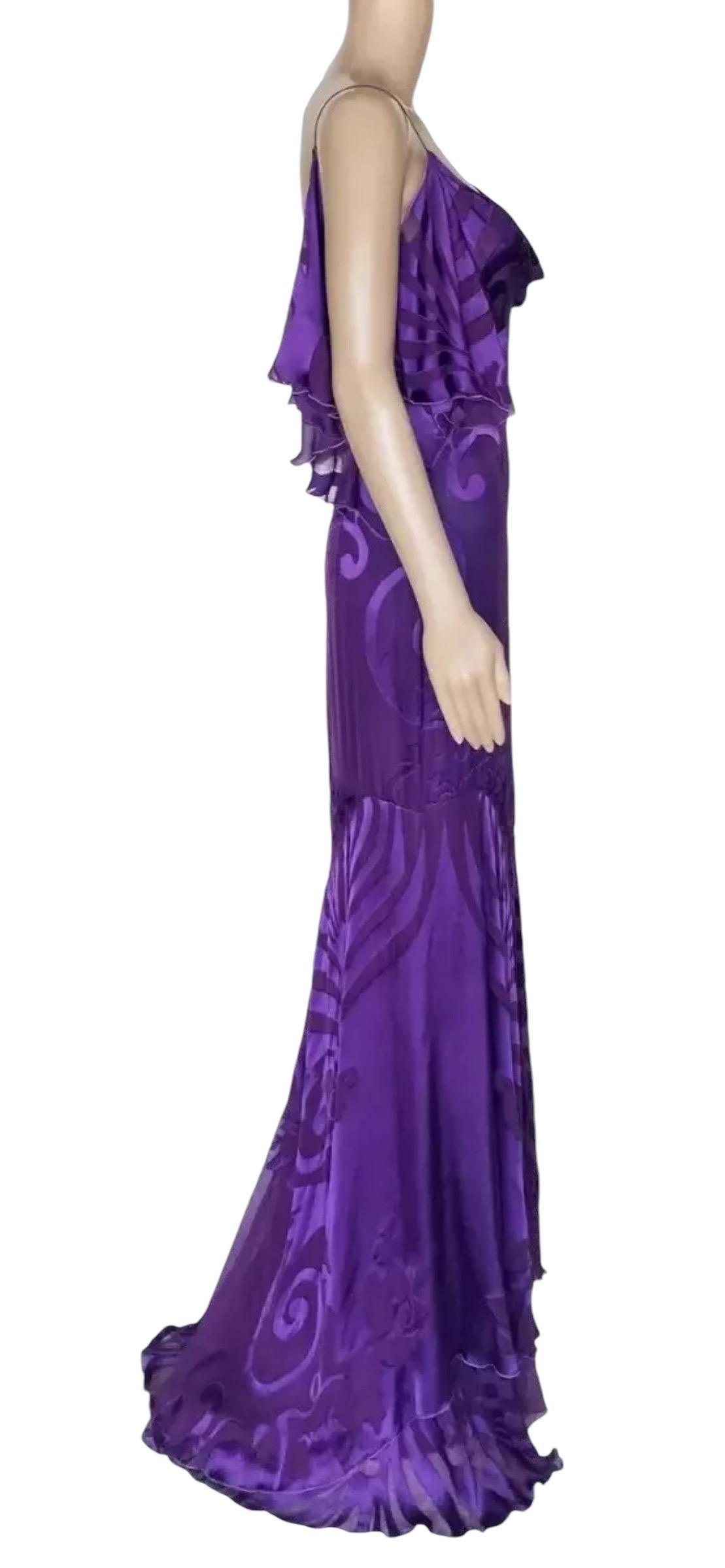 Pre-Fall 2011 Look #5 Versace Purple Floral Gown Dress 38 - 2 For Sale 5