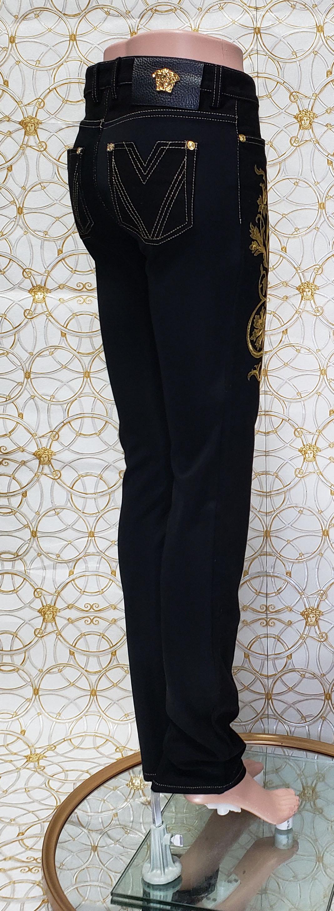 Pre-Fall 2013 L # 2 BRAND NEW VERSACE BAROQUE GOLD EMBROIDERED JEANS size 26 For Sale 4