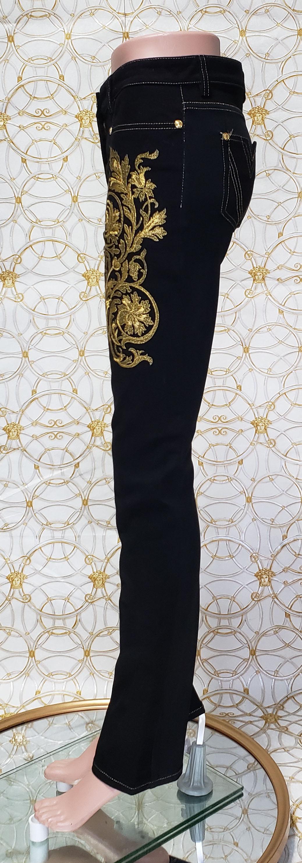 Pre-Fall 2013 L # 2 BRAND NEW VERSACE BAROQUE GOLD EMBROIDERED JEANS size 26 For Sale 1