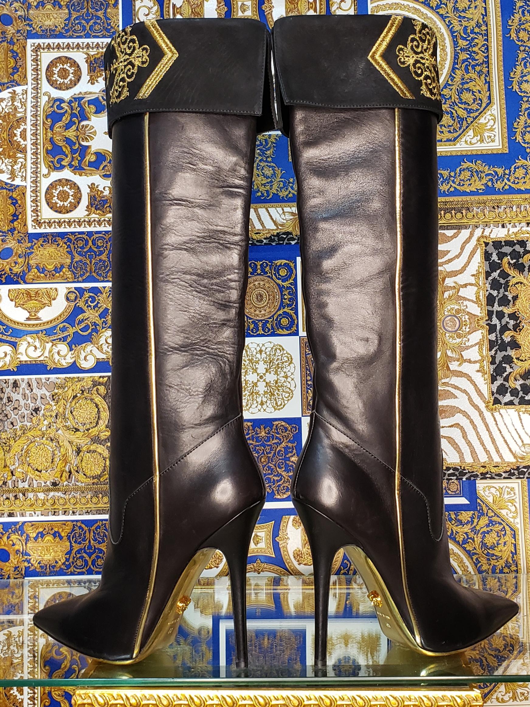black boots 2013