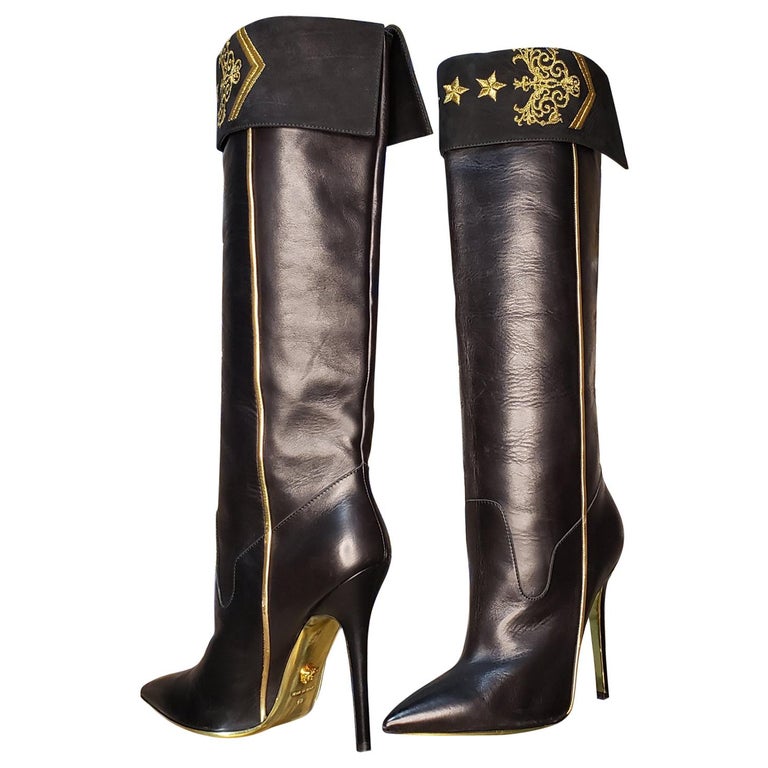 Pre-Fall 2013 L# 8 VERSACE MILITARY BLACK LEATHER KNEE BOOTS w/EMBROIDERY  40-10 For Sale at 1stDibs | versace military boots, versace boots military,  black boots 2013