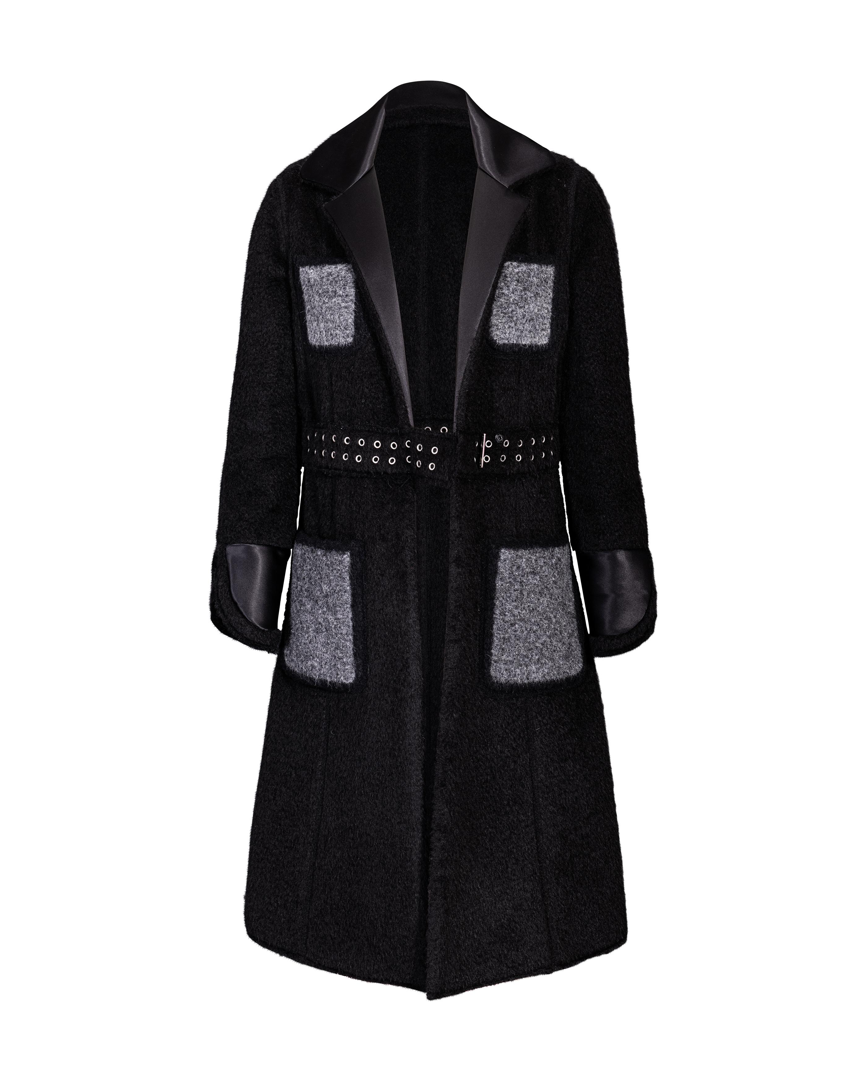 Pre-Fall 2014 Céline by Phoebe Philo Black Shearling Coat with Gray Accents For Sale 4