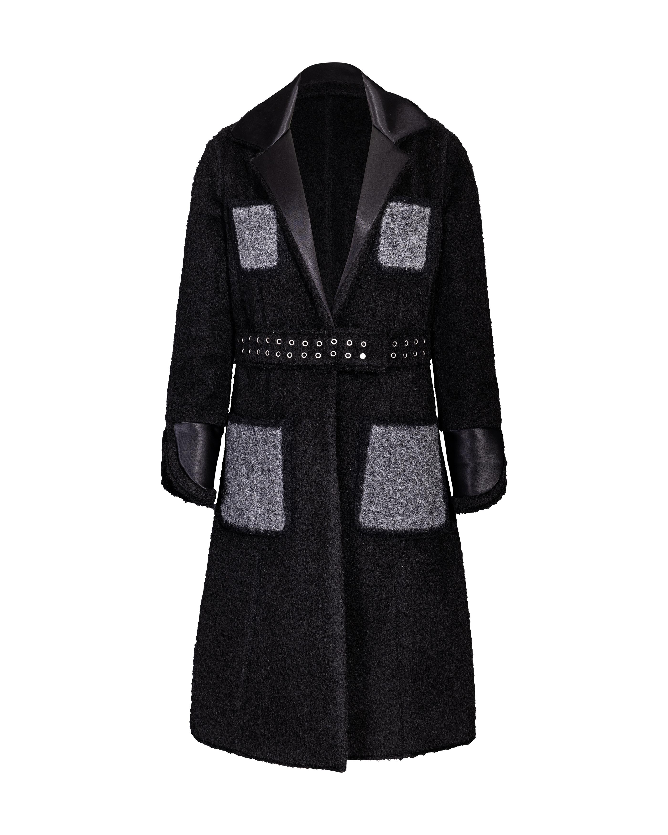 Pre-Fall 2014 Céline by Phoebe Philo Black Shearling Coat with Gray Accents For Sale 5