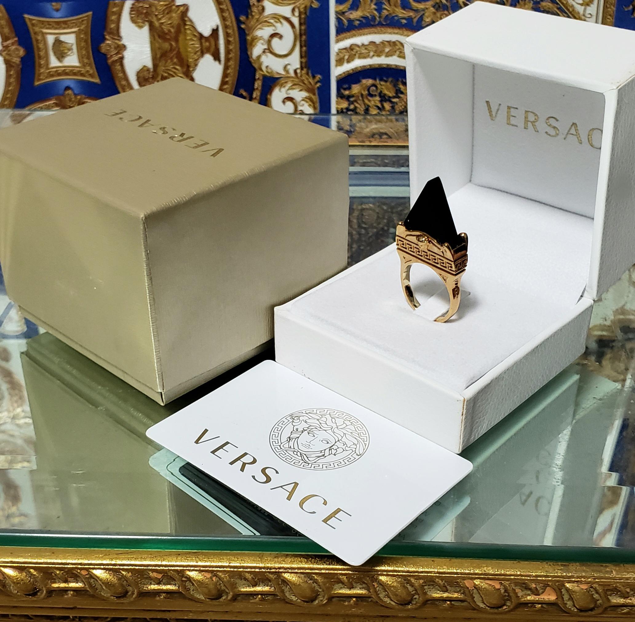 versace ring box