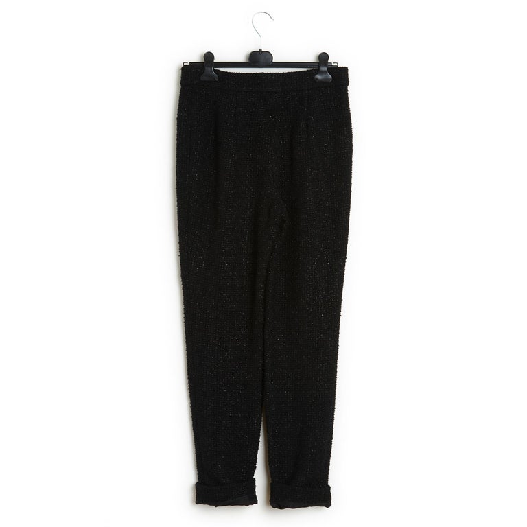Pré automne 2018 Chanel Pantalon en tweed noir brillant FR40/42 En vente  sur 1stDibs