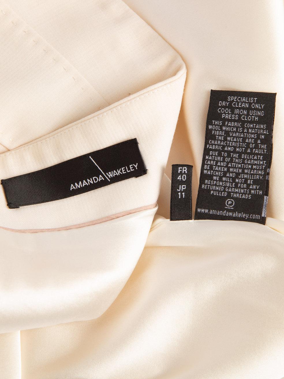 Pre-Loved Amanda Wakeley Women's Cream Wool Fitted Pencil Skirt 2