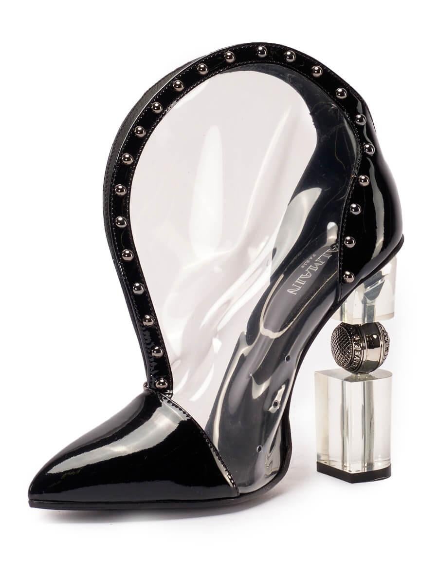 Size - 38. 5 EU Colour - Black Fabric - Patent Leather & PVC Condition - Very Good, minor marks on PVC Pre-Loved Balmain Women's Black Patent Leather & PVC Ankle Boot Heels
