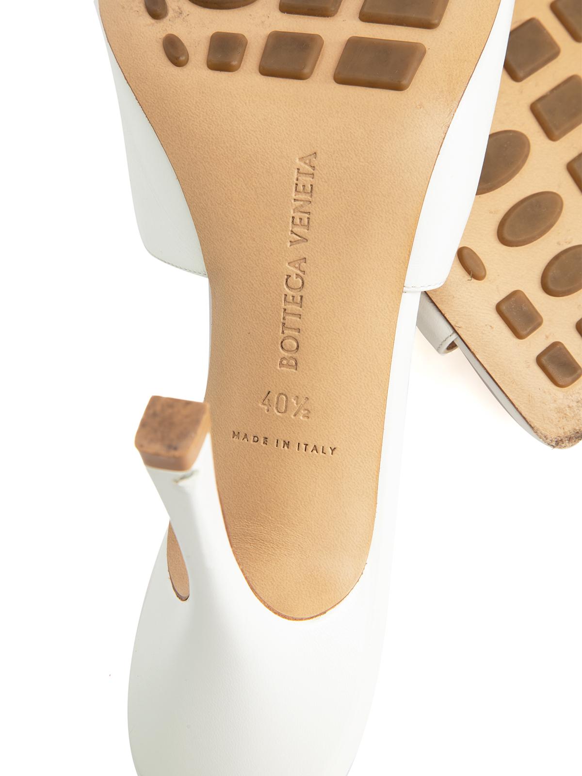 Pre-Loved Bottega Veneta Women's Leather Open Toe Square Mules 1