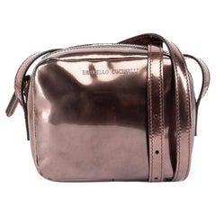 Superbe sac à bandoulière Brunello Cucinelli en cuir verni bronze métallisé pour femme 