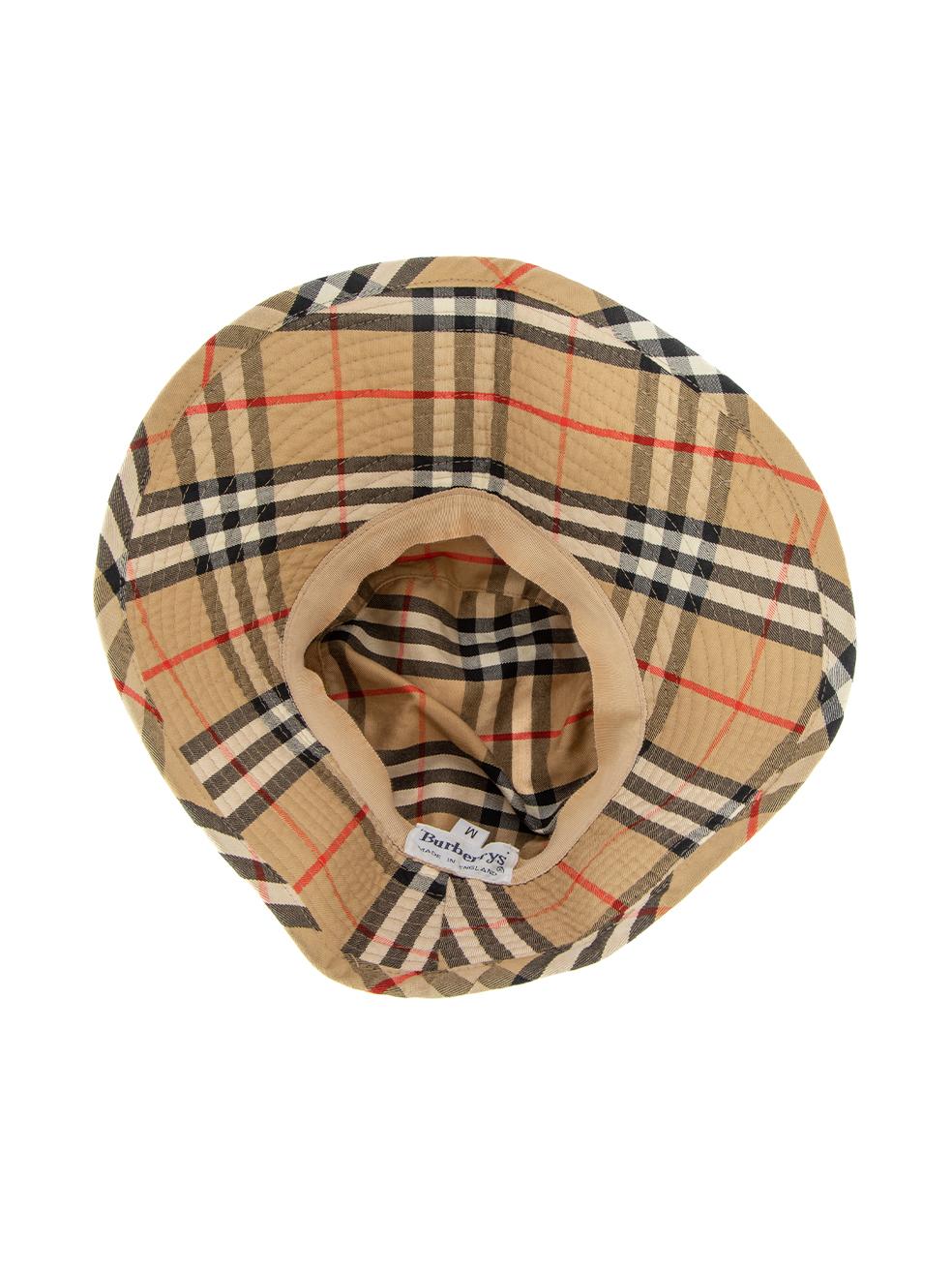 Pre-Loved Burberry Women's Vintage Beige Nova Check Quilted Brim Bucket Hat In Excellent Condition In London, GB