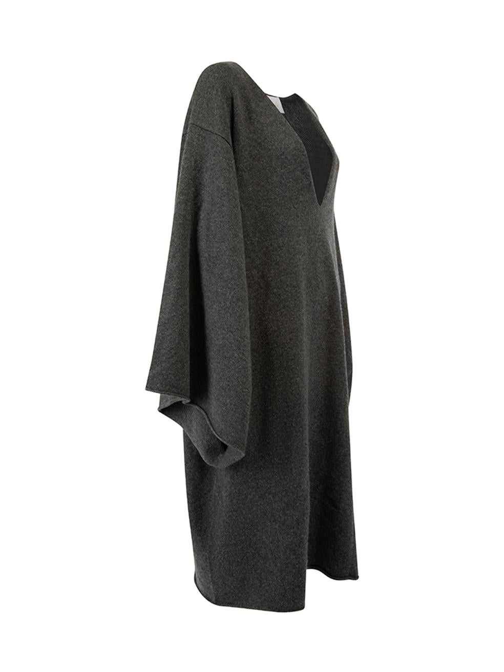 CONDITION is Very good. Hardly any visible wear to dress is evident on this used Chloé designer resale item. Details Grey Cashmere Sweater dress Oversized Knee length V neckline Made in China Composition 100% Cashmere Care instructions: Professional