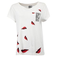 Pre-Loved Diane Von Furstenberg Women's Cream Short Sleeve T-Shirt with Red Lips