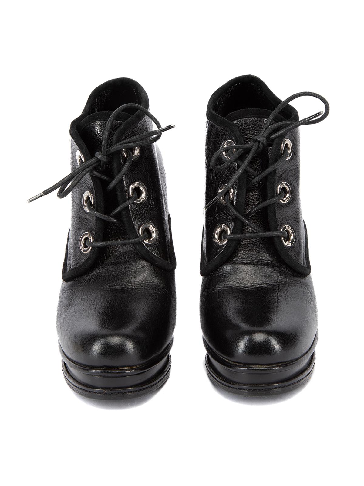 Pre-Loved Dolce & Gabbana Women's Black Eyelet Lace Up Platform Heeled Boots In Excellent Condition In London, GB