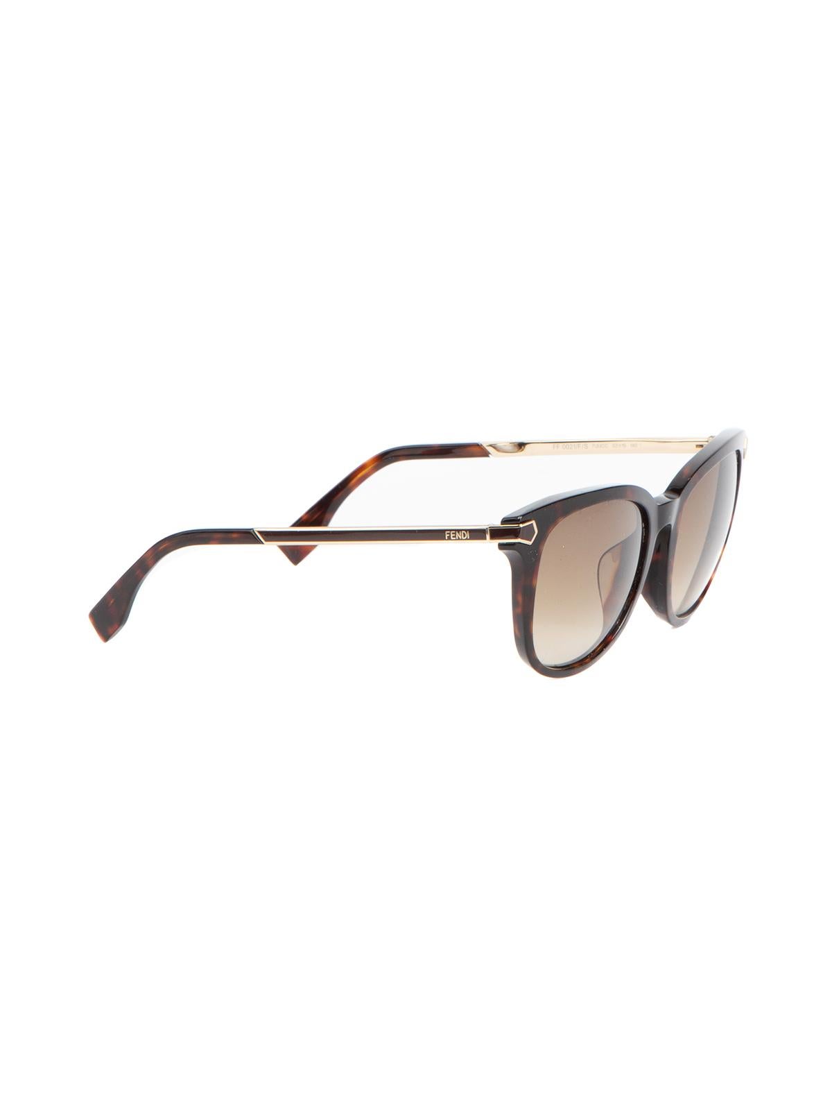 CONDITION is Very good. Minimal wear to sunglasses is evident. Minimal wear to lens on this used Chanel designer resale item. Details Brown tortoiseshell Acetate and metal Gold tone hardware Brand name on arms Made in Italy Composition Acetate,