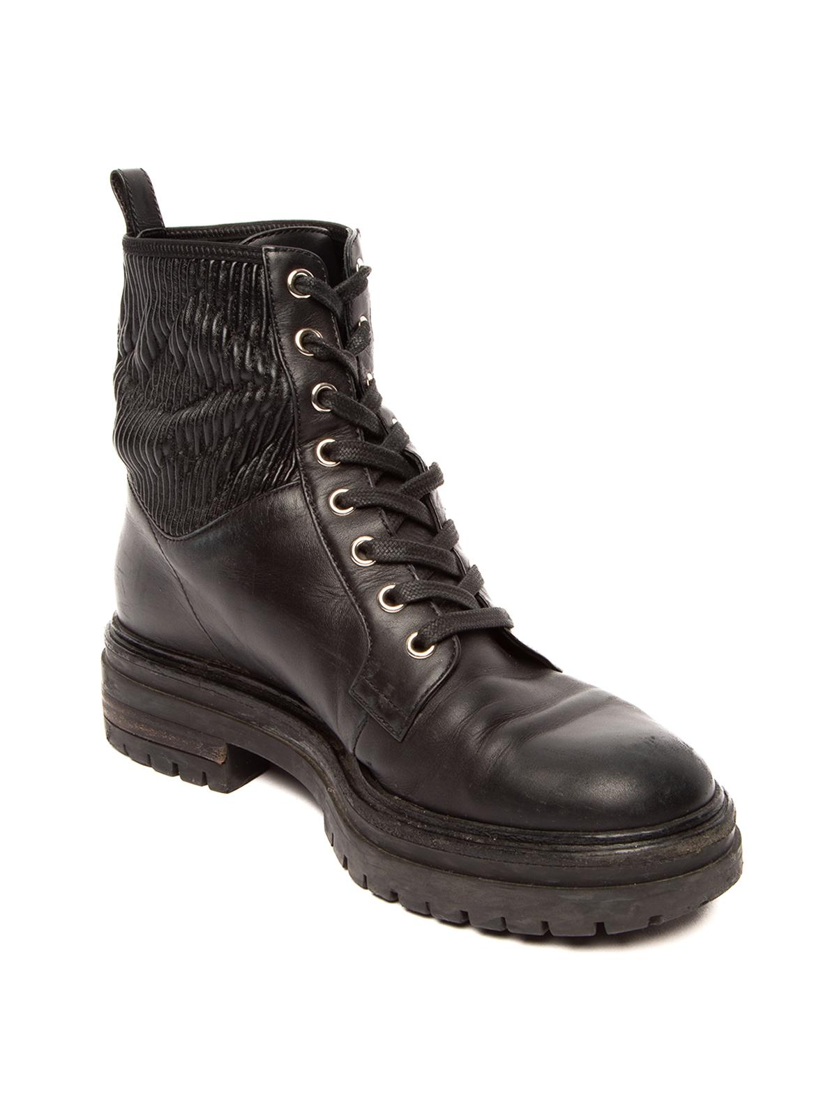CONDITION is good. Minor wear on the toe box and sides\' external leather. Signs of decoloration on the enternal soles. Details Black Leather Lace-up front Side Ribbed Leather Panels Made In Italy Composition Leather Size 38. 5 EU, UK 5. 5, US 8. 5