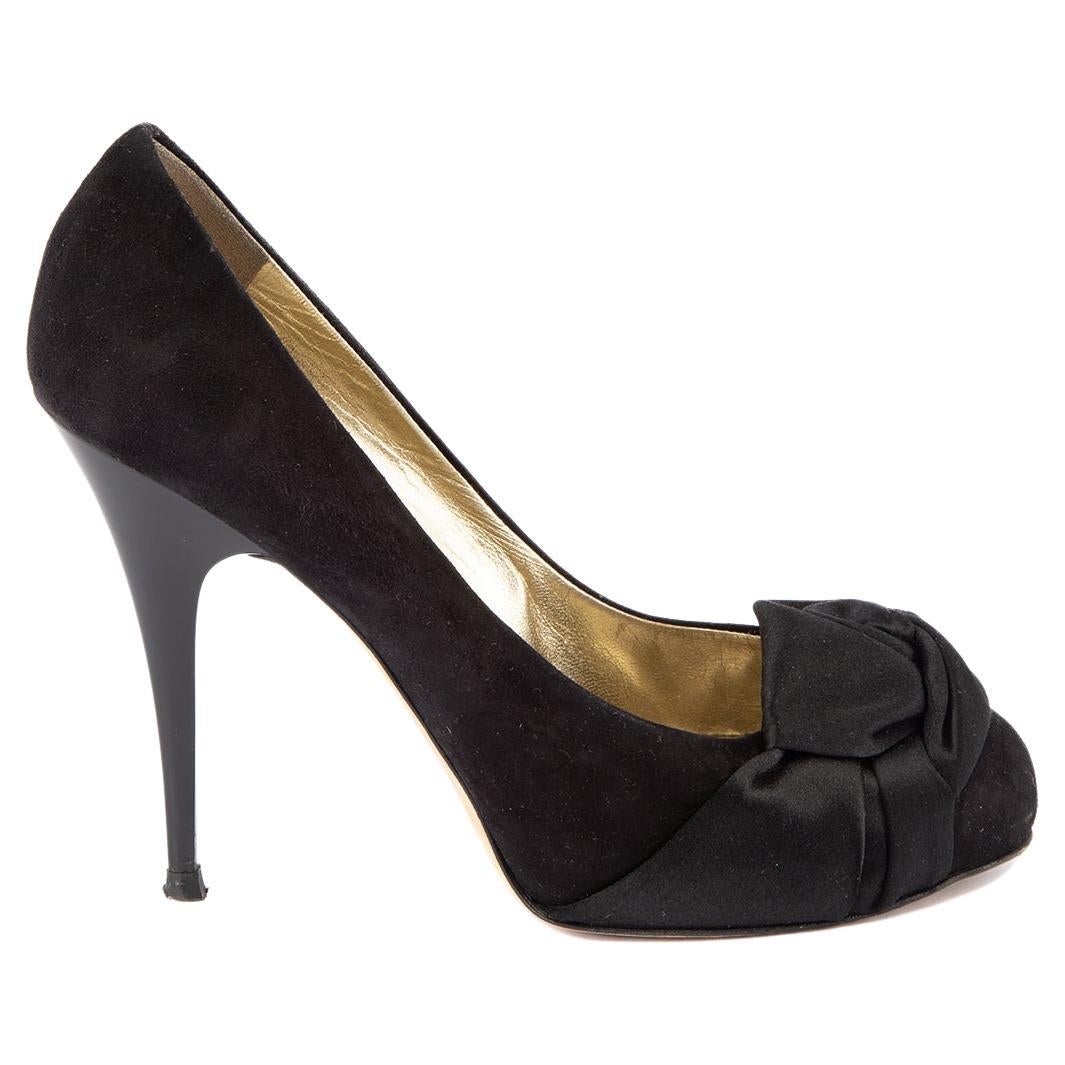 Pre-Loved Giuseppe Zanotti Women's Suede Black Heels with Knot Detail For Sale