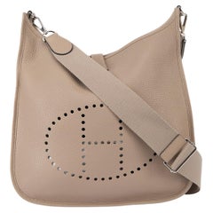 Used Pre-Loved Hermès Women's Beige Evelyne Bag