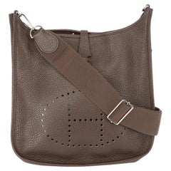 Vorgeliebte Hermès Damen Braun Leder Evelyne PM Tasche