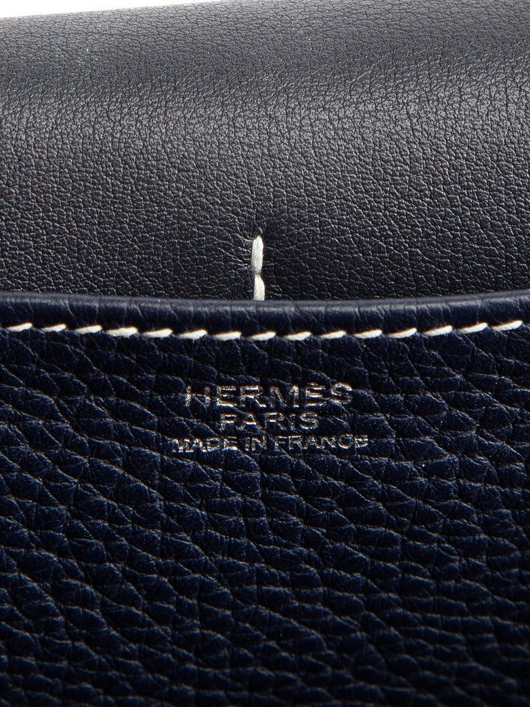 Pre-Loved Hermès Women's Halzan Leather Handbag For Sale at 1stDibs