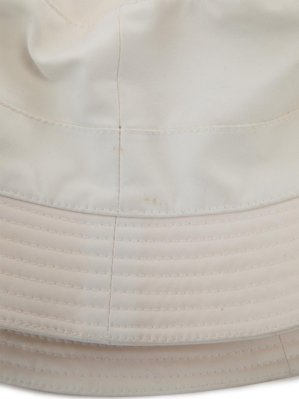 Pre-Loved Hermès Women's White Polyester Bucket Hat In Excellent Condition For Sale In London, GB