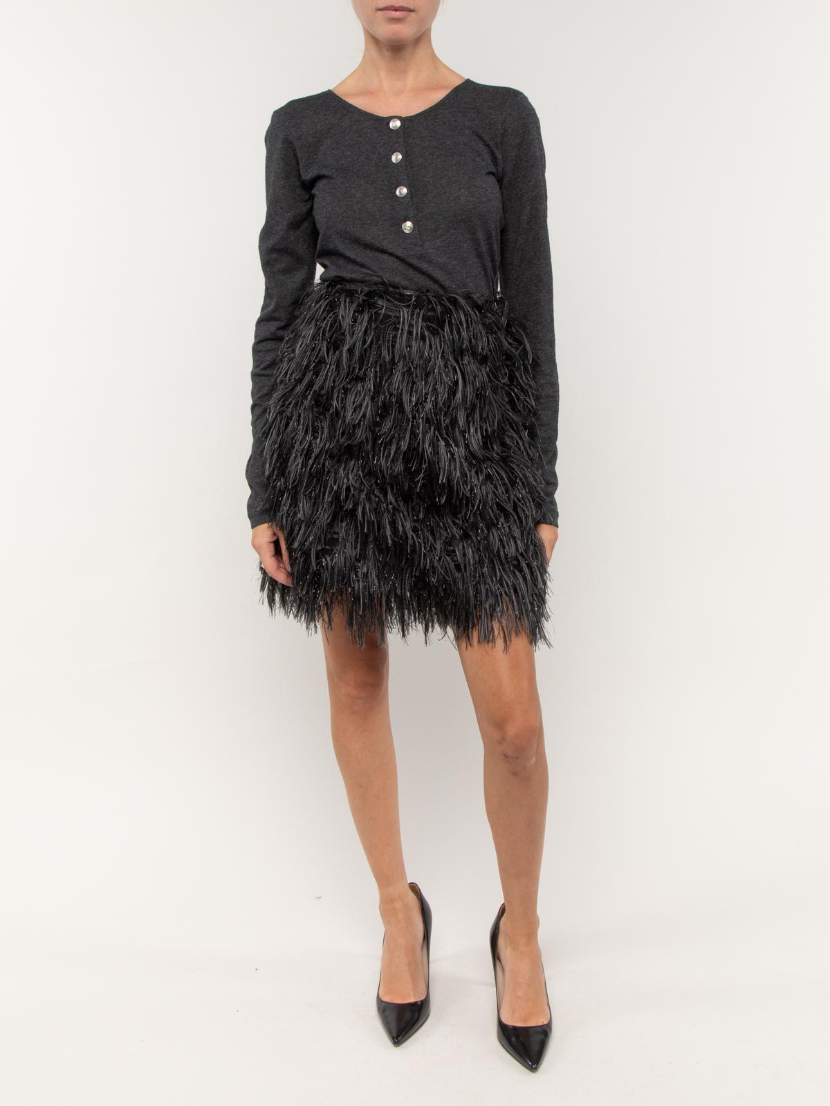 CONDITION is Good Feathers not as full near the top end of the skirt. Details Glitter detail Feather like texture River 2014 collection Zip up fastening on the side Made in France Composition 88% Polyester, 12% Silk Care instructions: Professional