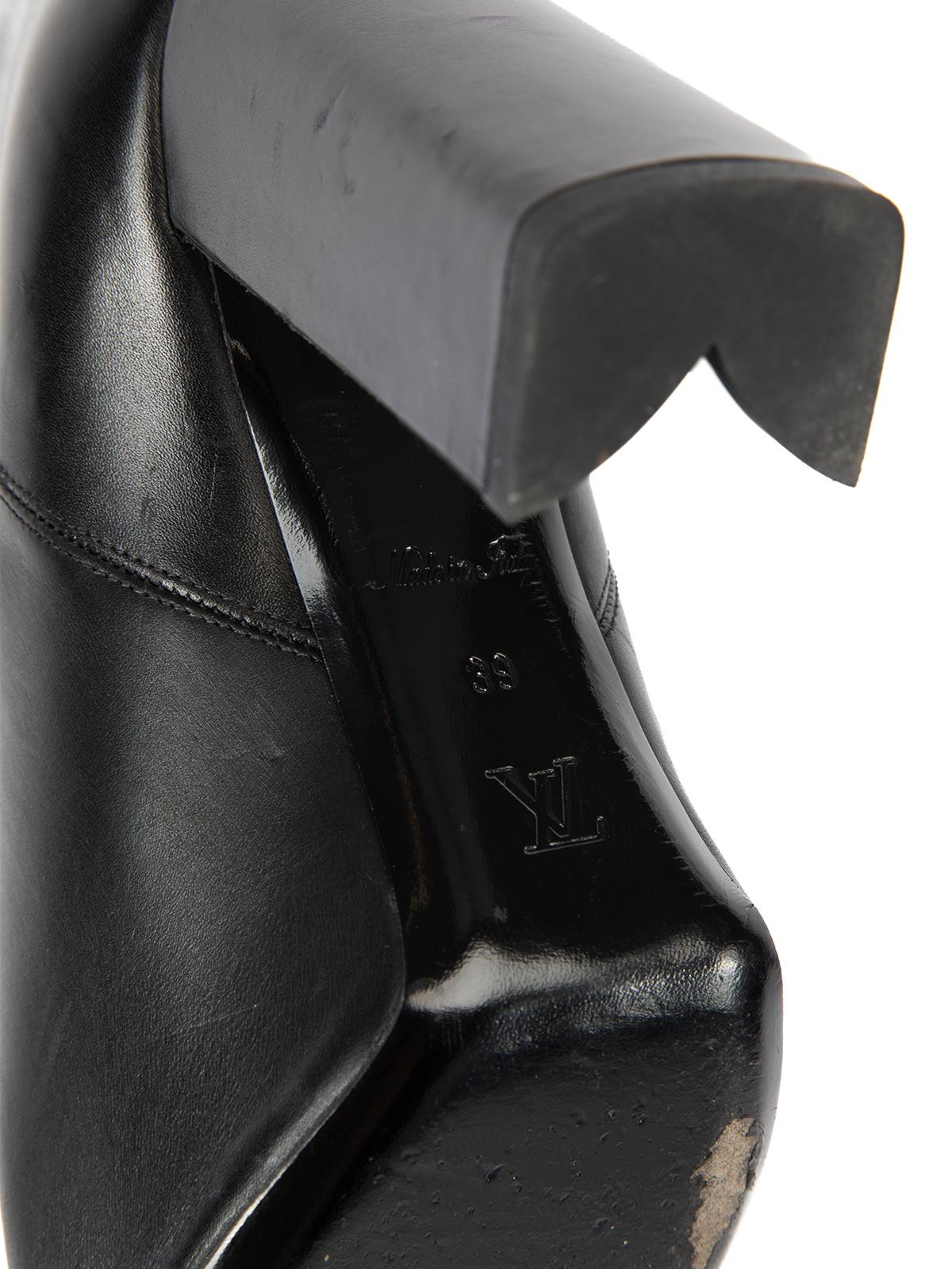 Pre-Loved Louis Vuitton Women's Leather Pointed Ankle Boots with Branded  In Excellent Condition In London, GB