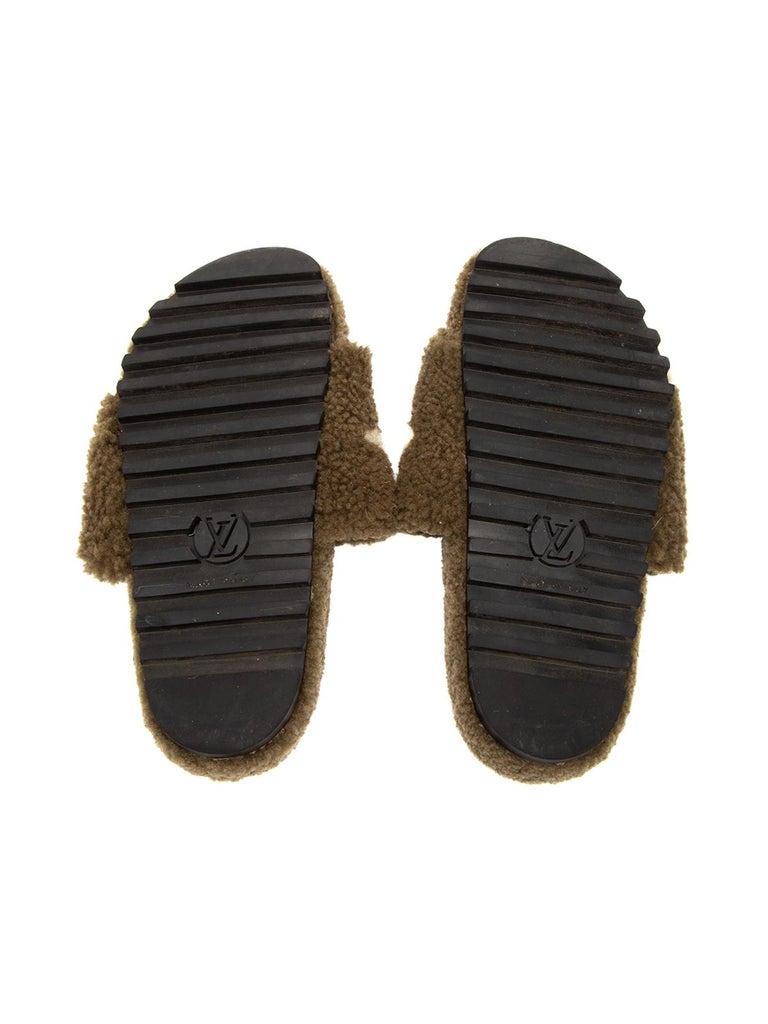 Louis Vuitton Paseo Flat Comfort Mule Black Logo Shearling Fur