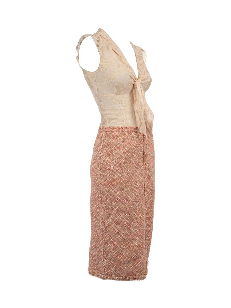 CONDITION is Very good. Minimal wear to dress is evident. Minimal loose threads on the skirt can be seen on this used Louis Vuitton designer resale item. Details Pink Silk and tweed Dress Midi length Sleeveless Floral patterned top Tie front Side