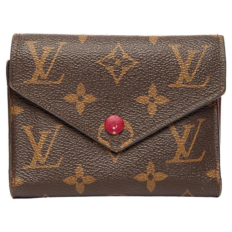 PreLoved Louis Vuitton Women's Victorine Wallet For Sale at 1stDibs