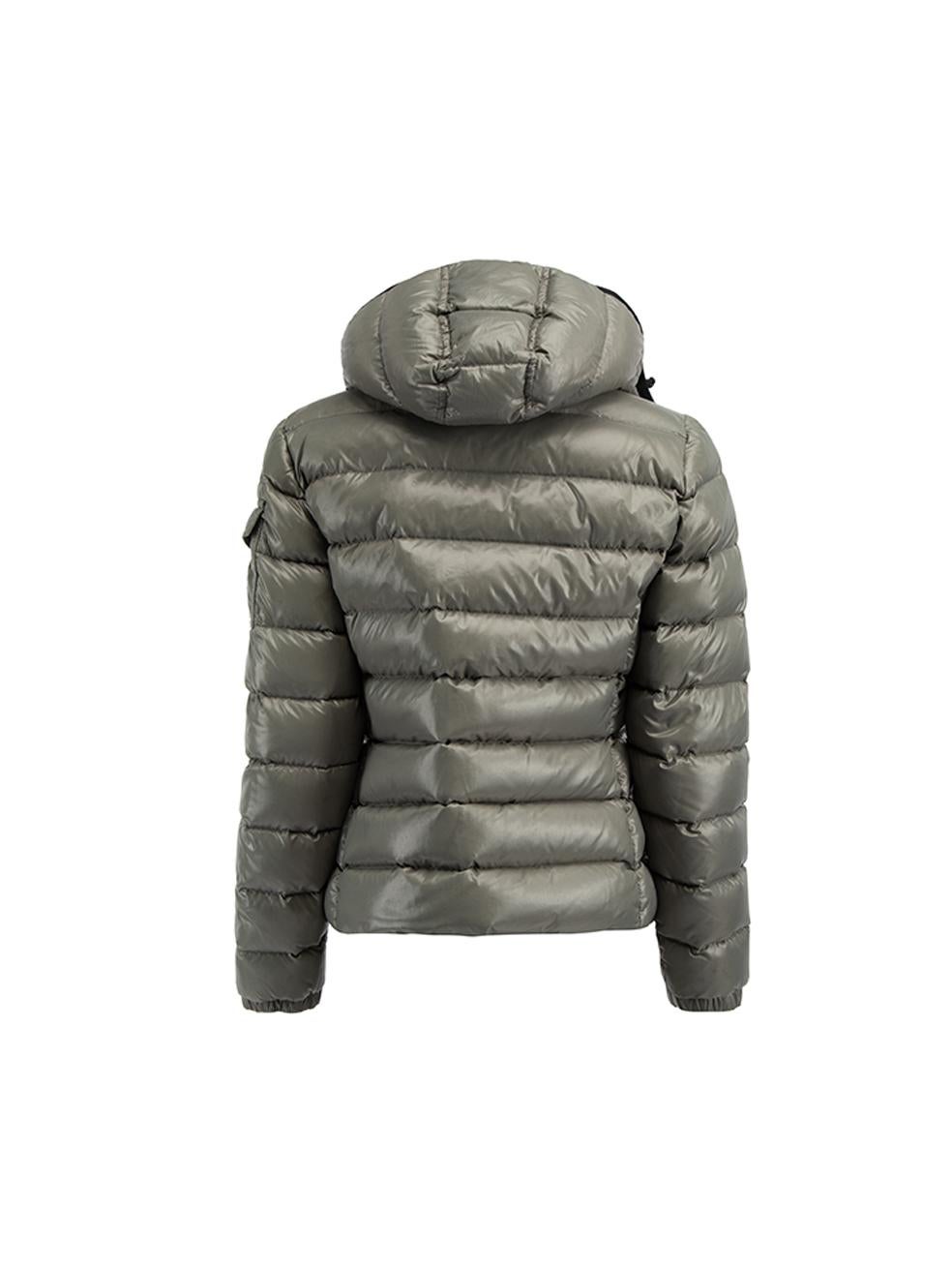 Pre-Loved Moncler Women's Grey Hooded Quilted Down Jacket In Excellent Condition In London, GB