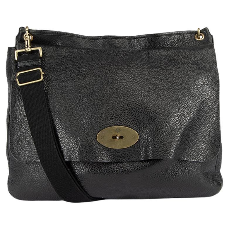 Pre-Loved Mulberry Women's Black Leather Postman Lock Messenger Bag For Sale