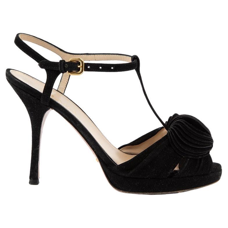 Pre-Loved Prada Women
s Black 3D Pom Pom Detail Strappy Sandals