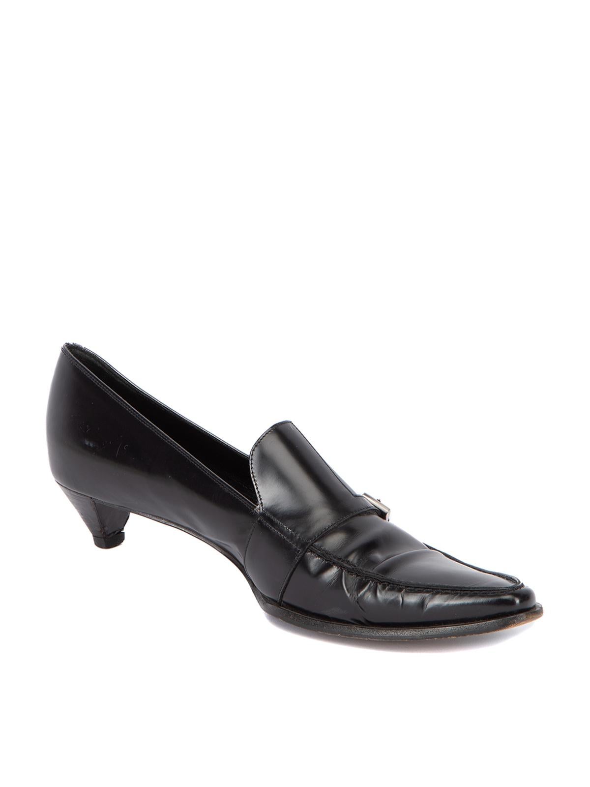 CONDITION is Very good. Minimal wear to loafers is evident. Minimal wear/scuffs to leather exterior. There is also visible scuffs and wear to the heel stem and outsole on this used Prada designer resale item. This item comes with original dust bags.