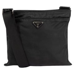 Pre-Loved Prada Women's Black Tessuto Messenger Bag
