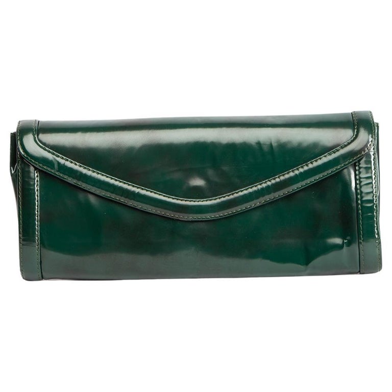 Pre-Loved Pura López Women's Patent Clutch Bag For Sale at 1stDibs