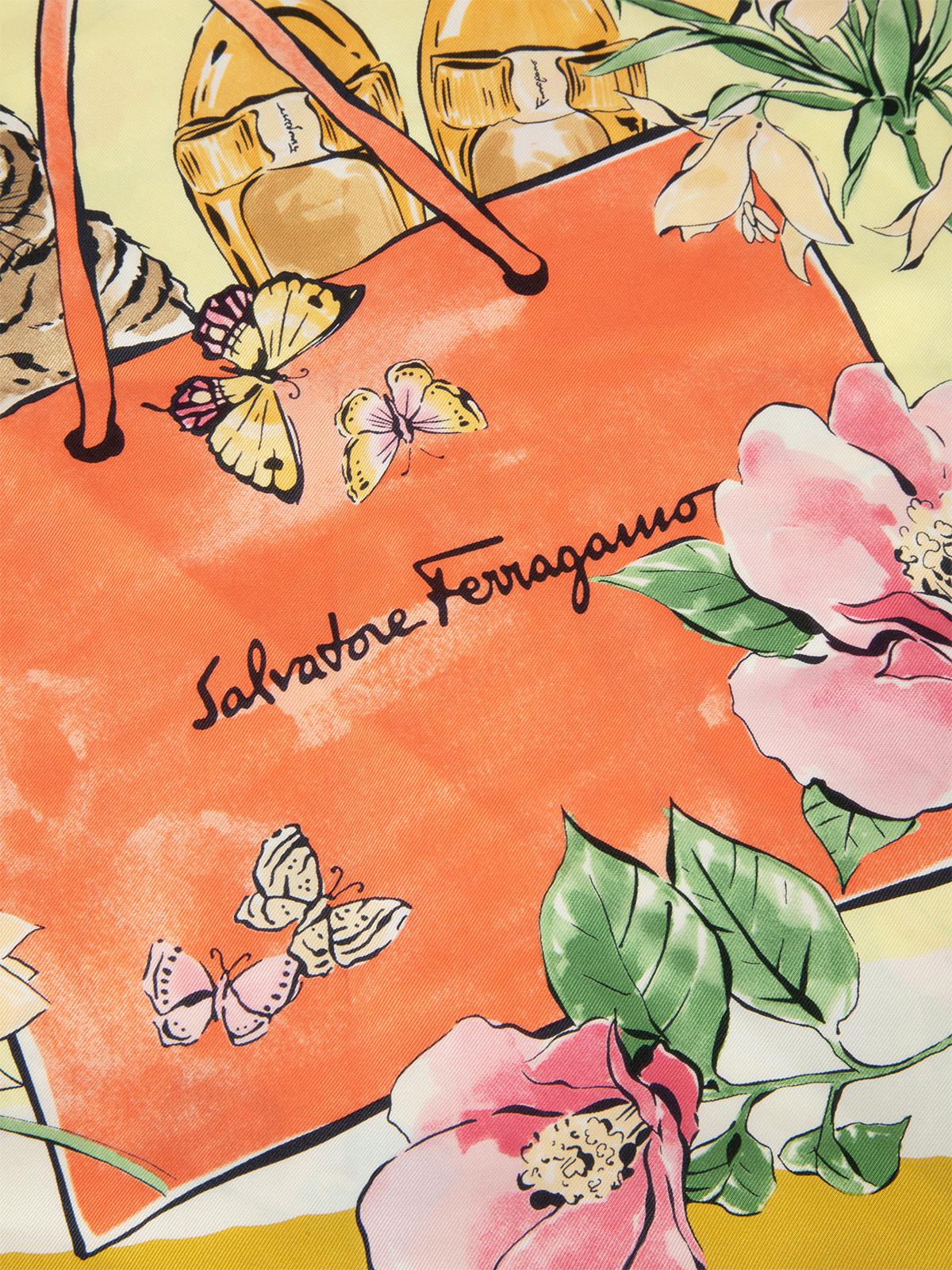 Pre-Loved Salvatore Ferragamo Women's Accessories Print Scarf 1