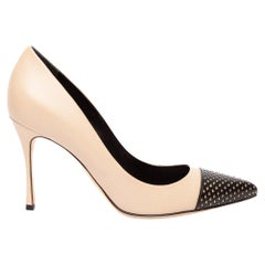 Pre-Loved Sergio Rossi Women
s Pumps with Black Pointed-Toes