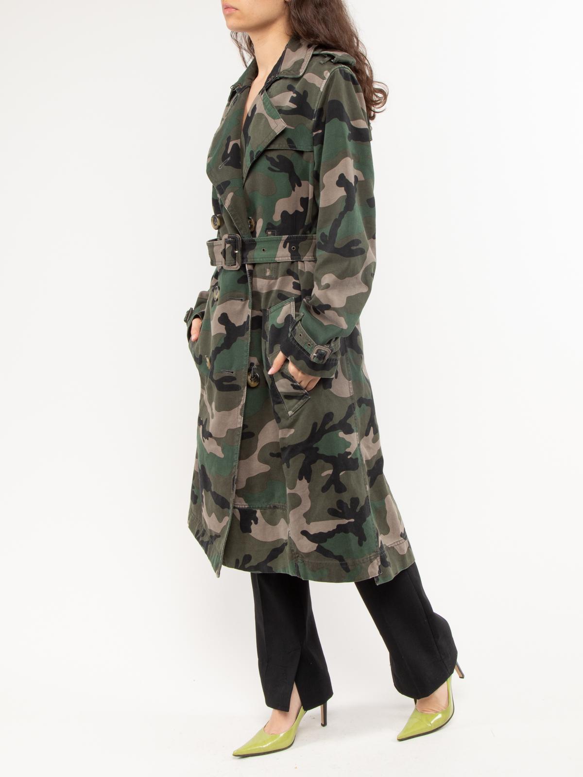 CONDITION is Very good. Minimal wear and pilling to coat is evident. Slightly visible stains and discoloration. As well as missing labels on this used Valentino designer resale item. Details Camo print Cotton Long coat Regular fit Double breasted