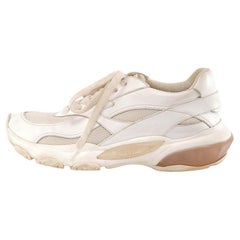 Pre-Loved Valentino Garavani Women's White Leather \'Bounce\' Sneakers