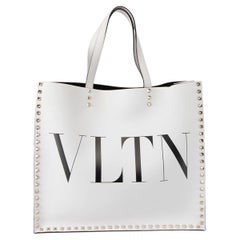 Pre-Loved Valentino Garavani Women's White Leather Rockstud VLTN Tote Bag
