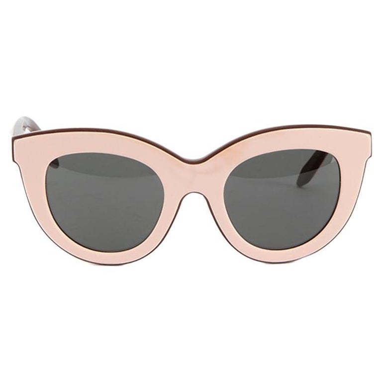 Pre-Loved Victoria Beckham Women's Pink Cat Eye Acetate Frame Sunglasses  For Sale at 1stDibs