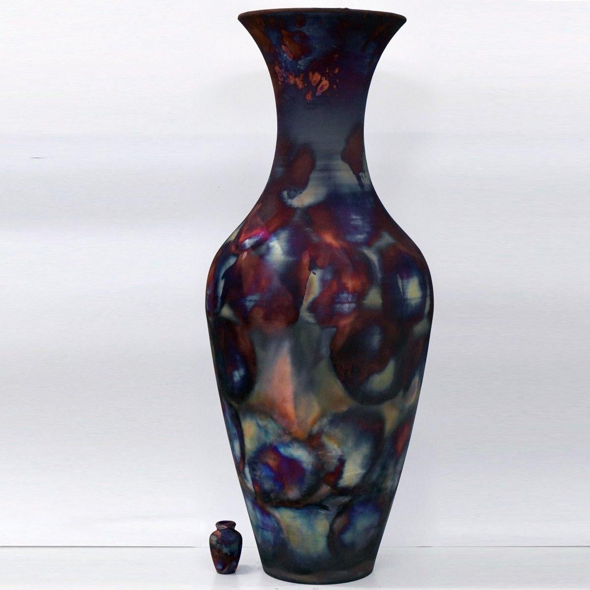Vernissé Pré-commande Grand Floor Vase, 37.5 inch Tall, Ceramic Raku Pottery en vente