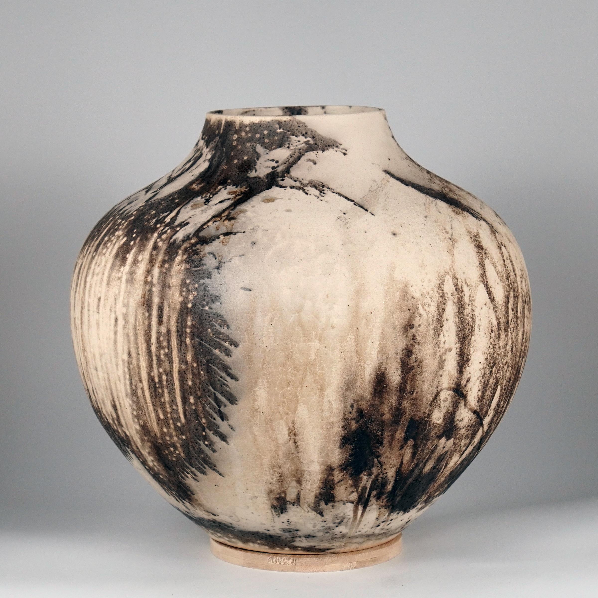 Moderne Pre-Order Raaquu Raku Pottery grand vase en céramique Issho 13,5
