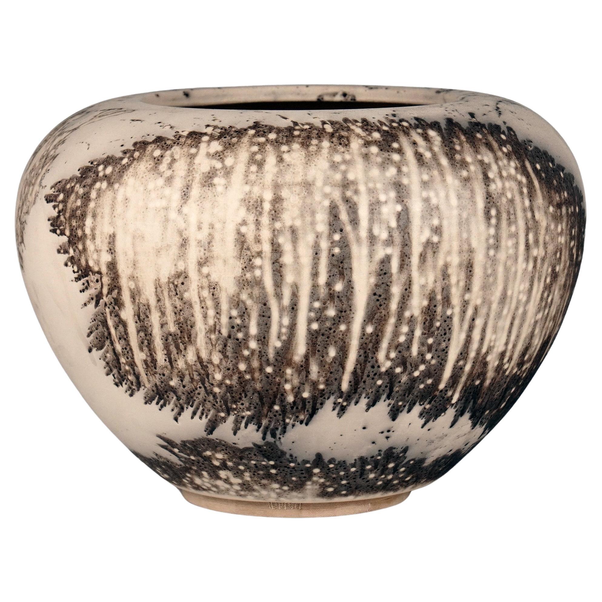 Pre-Order Raaquu Raku Pottery Large Tsubomi 13.5" Wide Ceramic Vase - Obvara For Sale