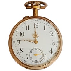 Montre de poche vintage en or du XIXe siècle, travail, motif floral en forme de volutes