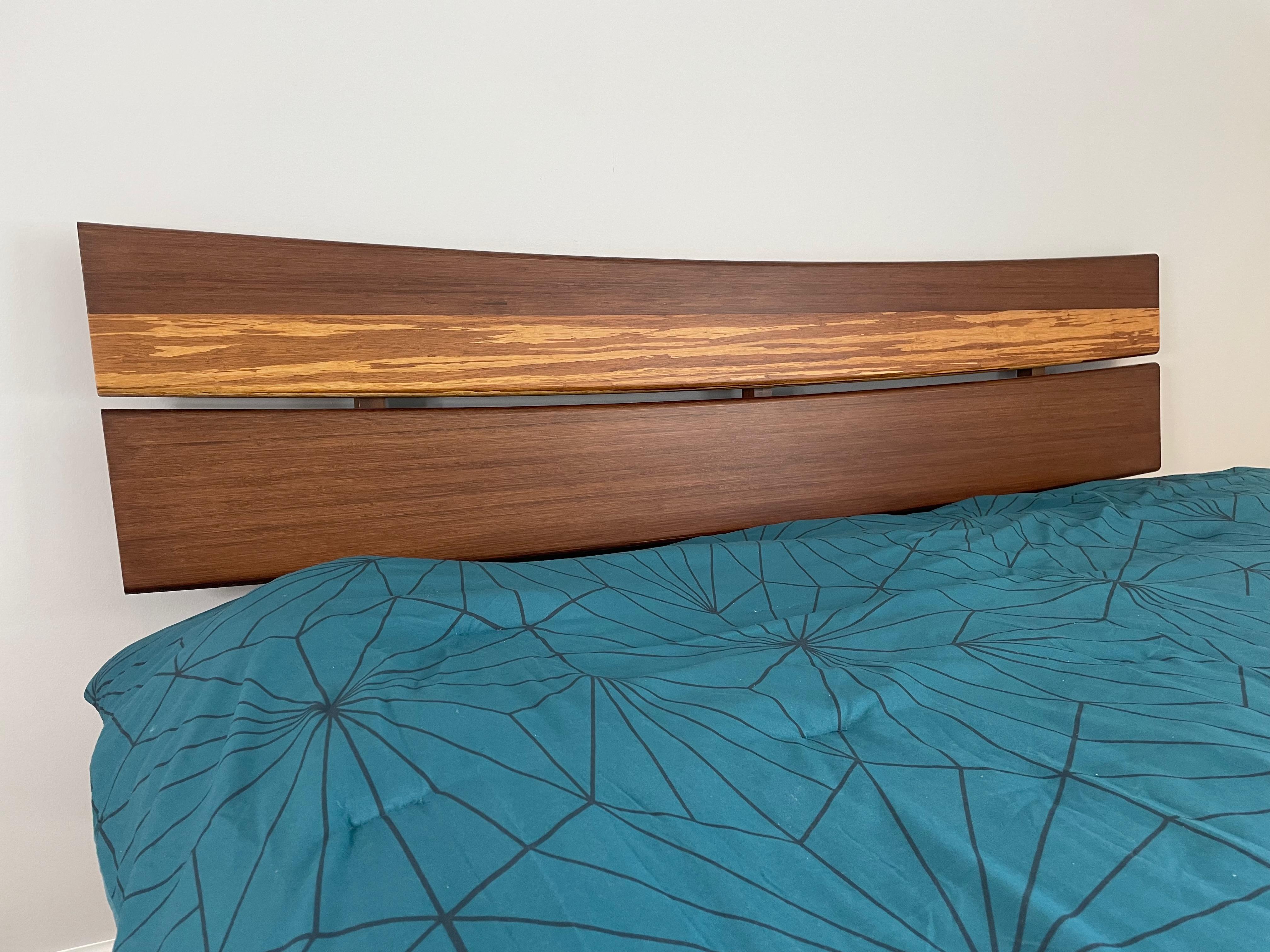 Pre-Owned Greenington Azara King Size Sustainable Eco-Friendly Platform Bed For Sale 1