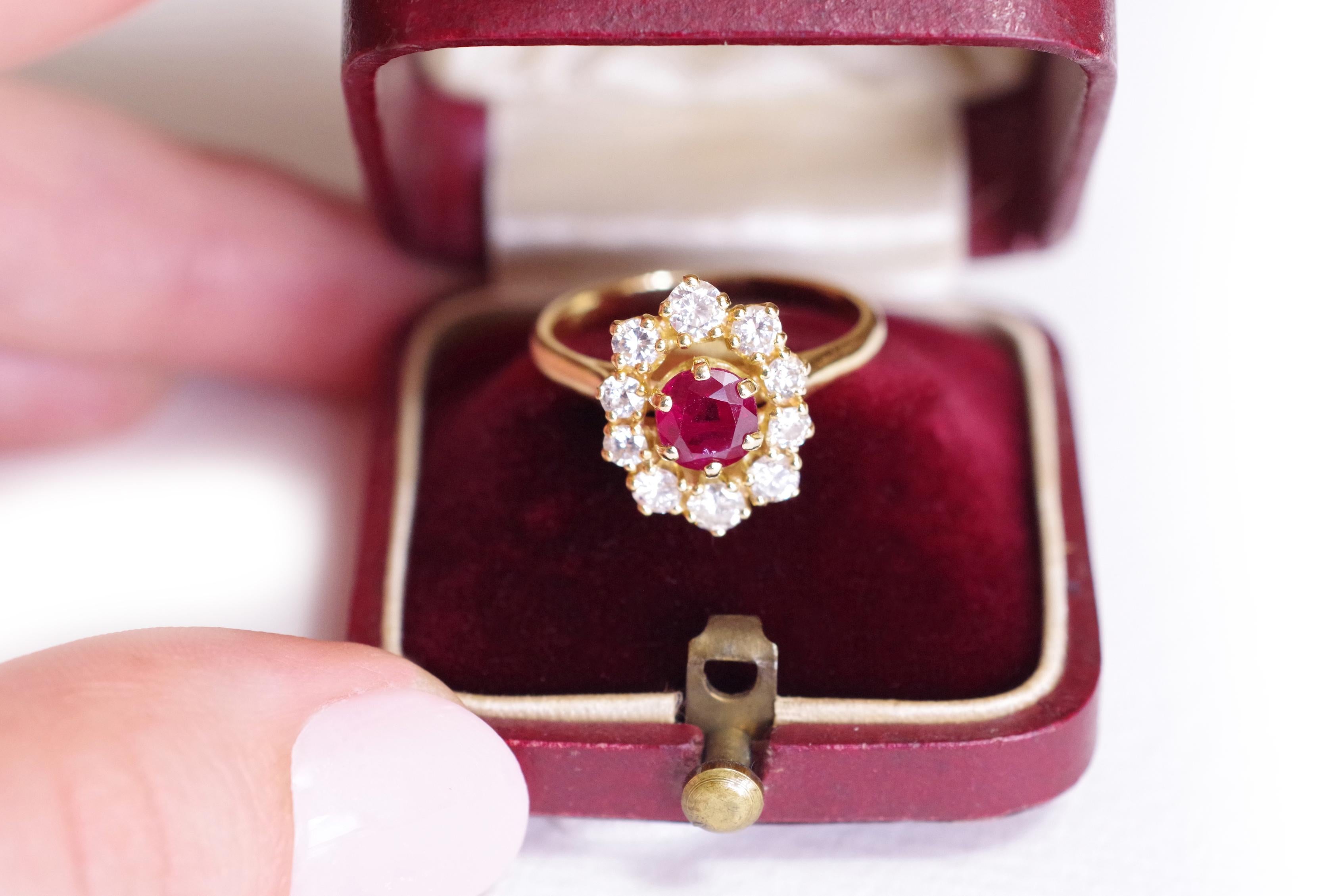 Cushion Cut Pre-Owned Ruby and Diamonds Cluster Ring in 18k Gold, Vintage Cluster Ring For Sale